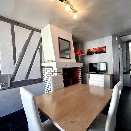 Apartment Maison De Ville A ! *